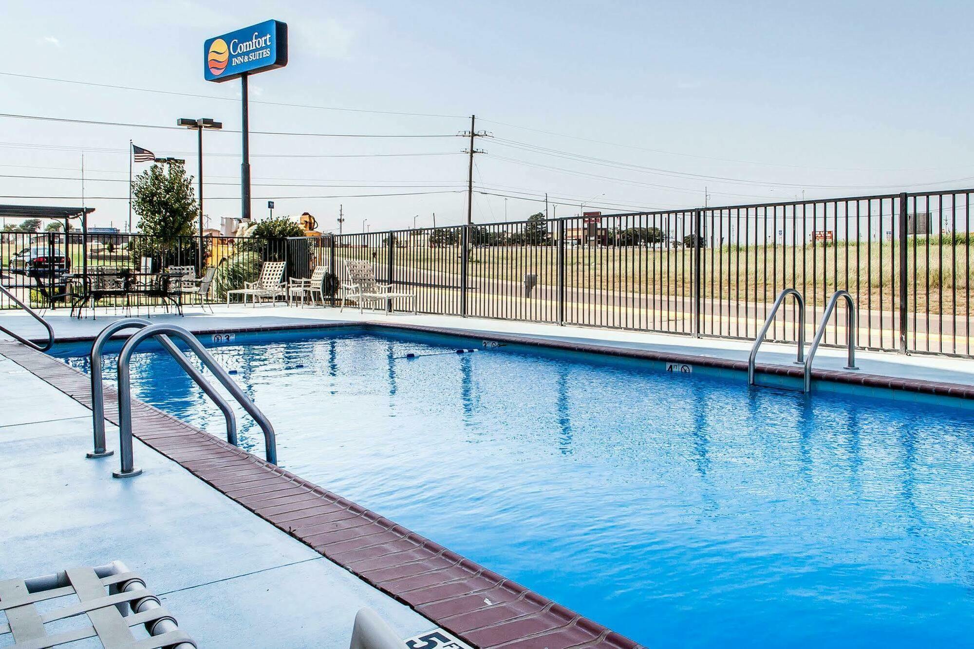 Comfort Inn & Suites Elk City Exterior foto